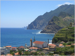 Herzlich Willkommen auf Madeira - Hier finden Sie atraktive Angebote an Hotels , Ferienh&auml;usern, Apartments, Fl&uuml;ge, Mietwagen etc